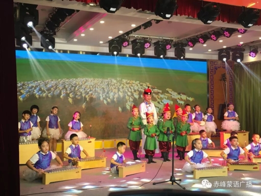 赤峰市蒙古舞寫真店電話號碼-第1張圖片