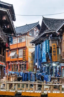 赤峰美發(fā)蠟染店電話號(hào)碼多少-第1張圖片