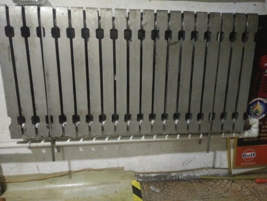 赤峰收暖氣片聯(lián)系電話號碼-第1張圖片