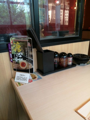 銀州商務大廈赤峰店電話號碼-第1張圖片