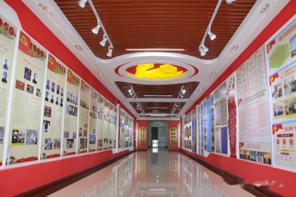 赤峰蒙中演藝學校地址電話號碼-第1張圖片