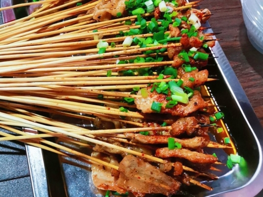 赤峰辣嘴鴨總店電話多少號-第1張圖片