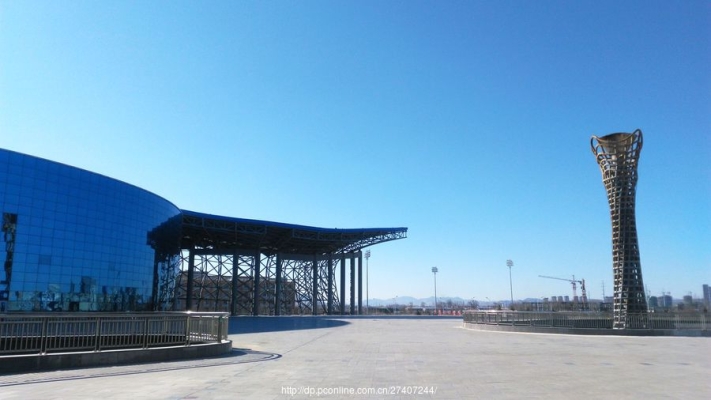 赤峰體育中心入口電話是多少號(hào)-第1張圖片