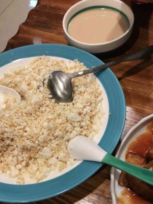 赤峰市阿吉泰酒店電話號碼-第1張圖片