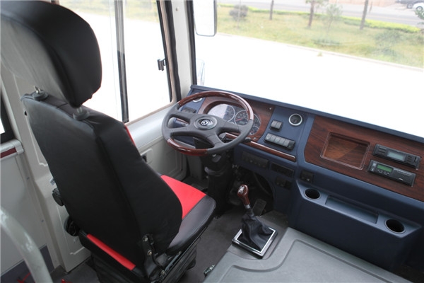 赤峰泓達(dá)駕校電話多少啊-第1張圖片