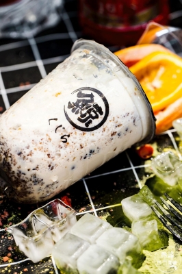 赤峰玫瓏飲品招聘電話是多少號-第1張圖片