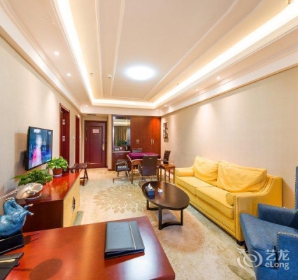 赤峰溫泉鎮(zhèn)酒店電話號碼多少-第1張圖片