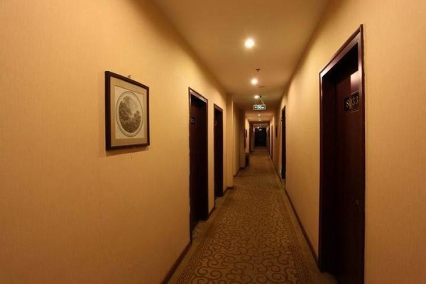 赤峰京港賓館團(tuán)購(gòu)電話地址查詢-第1張圖片