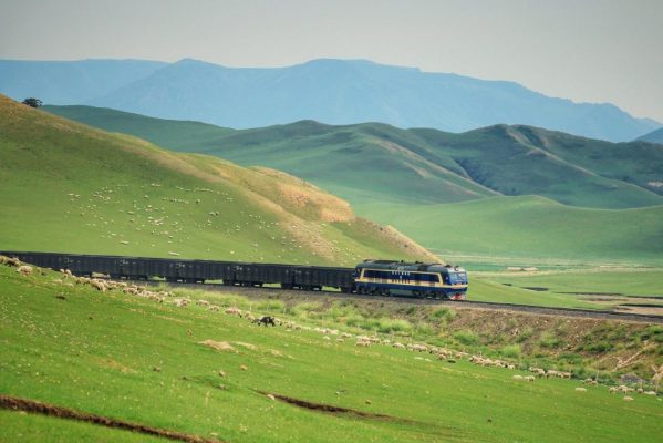內(nèi)蒙古赤峰洗眼線店電話號(hào)碼-第1張圖片