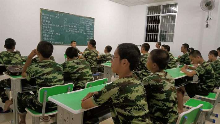 赤峰軍事化學校官網(wǎng)電話號碼-第1張圖片