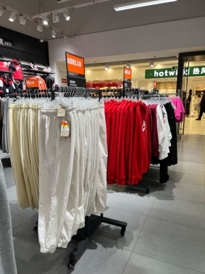 赤峰美伽女裝專(zhuān)賣(mài)店電話號(hào)碼-第1張圖片