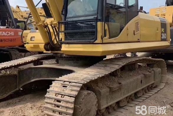 赤峰挖掘機(jī)考證學(xué)校電話號碼-第1張圖片