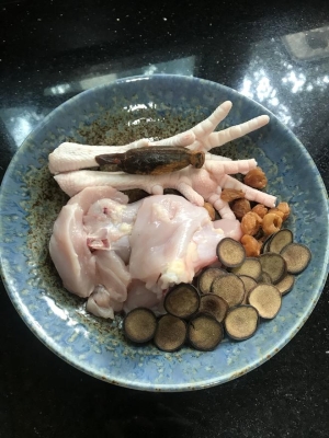 赤峰林東燉雞店電話多少號-第1張圖片