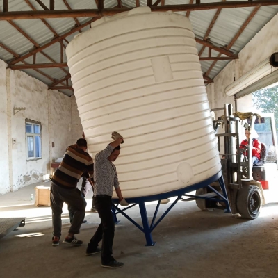 赤峰塑料5噸水桶廠家電話號碼-第1張圖片