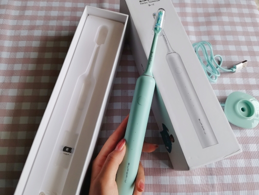 赤峰牙刷生產(chǎn)廠家電話號碼-第1張圖片