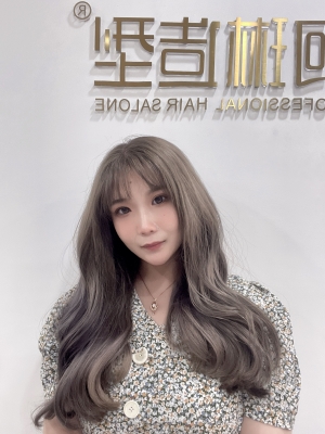 赤峰龍鳳理發(fā)店電話號碼多少-第1張圖片