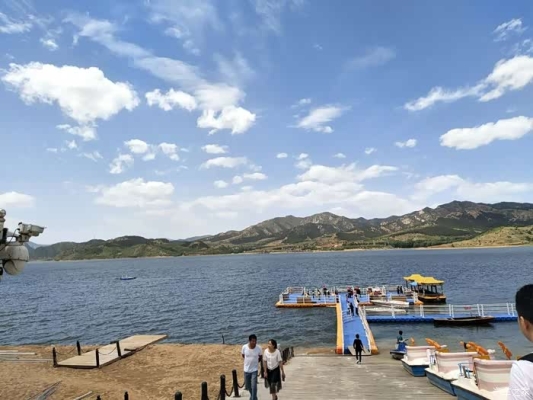 四道溝到赤峰的班車(chē)隨車(chē)電話-第1張圖片