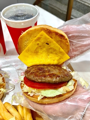 赤峰萬達美式漢堡店電話號碼-第1張圖片