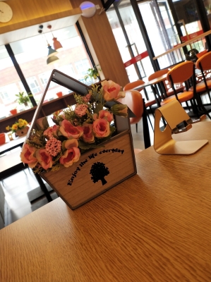 赤峰辣嘴鴨花園胡同店電話號(hào)碼-第1張圖片