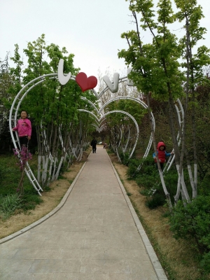 赤峰新城區(qū)沁園小區(qū)電話(huà)號(hào)碼-第1張圖片