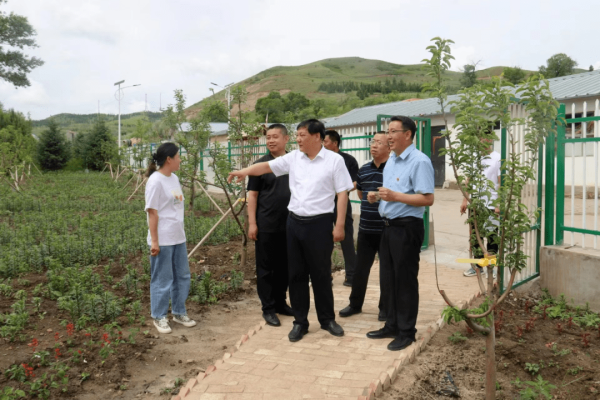 赤峰文鐘派出所所長電話號碼-第1張圖片