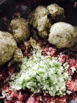 赤峰市酸菜餡餃子店電話號碼-第1張圖片