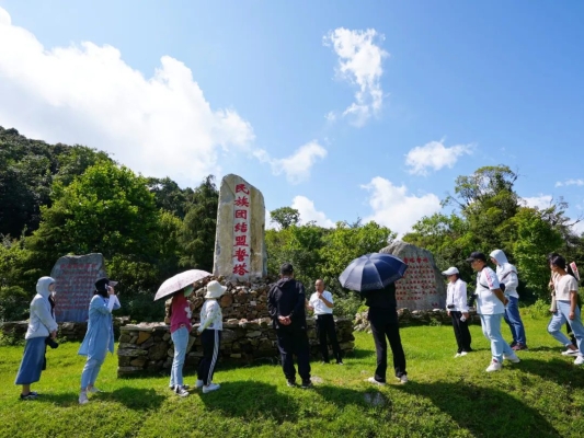 赤峰到西蒙拼車電話號(hào)碼是多少-第1張圖片