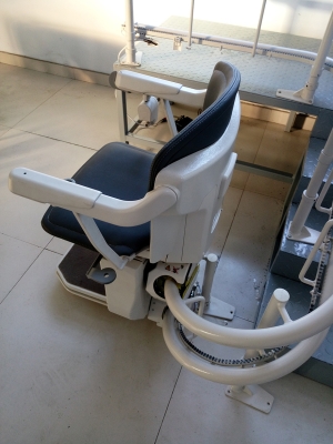 赤峰斜掛式平臺(tái)廠家電話號(hào)碼-第1張圖片