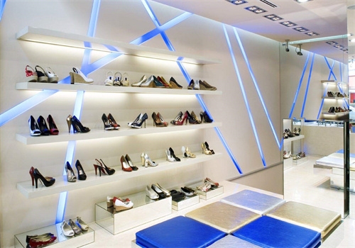 赤峰潮鞋加盟電話號碼查詢是多少-第1張圖片