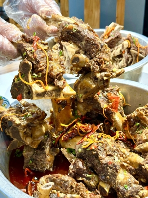 赤峰市牛頭宴訂餐電話(huà)地址查詢(xún)-第1張圖片