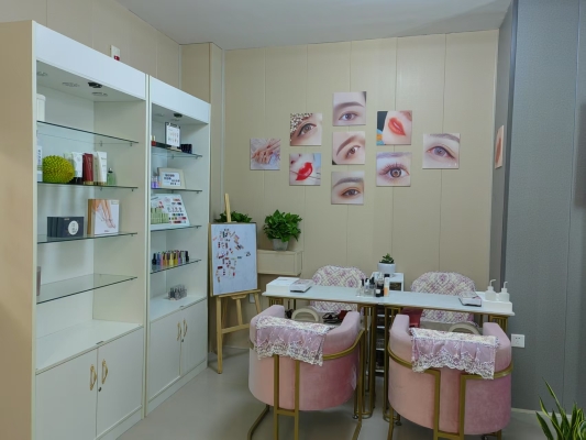 赤峰潤柒美容院電話地址查詢-第1張圖片