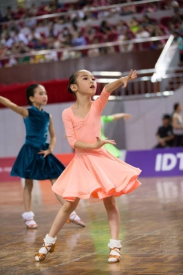 赤峰領(lǐng)尚舞蹈工作室電話號(hào)碼-第1張圖片