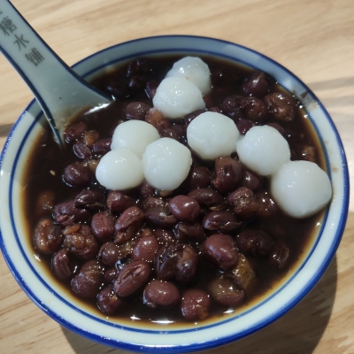 赤峰簡鹿甜品店地址電話號碼-第1張圖片