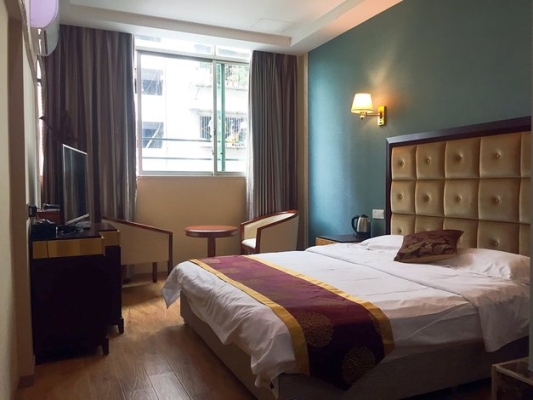 赤峰民宿避雷電話(huà)多少號(hào)-第1張圖片