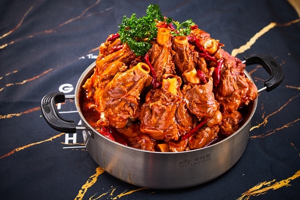 赤峰叢林狼醬骨店電話地址查詢-第1張圖片