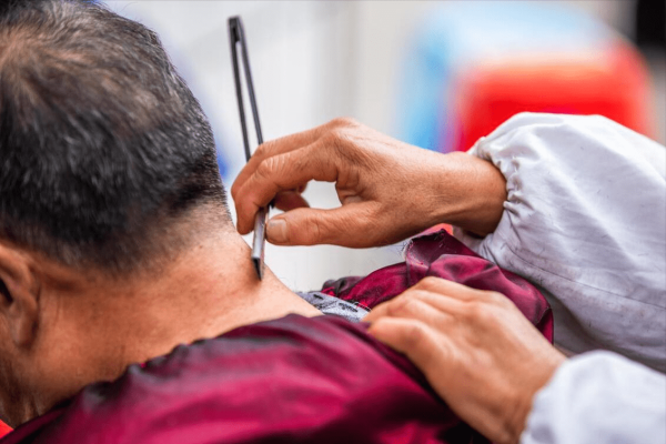 赤峰大爺理發(fā)店電話號碼多少-第1張圖片