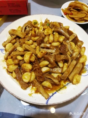 赤峰宴賓樓酒店團(tuán)購(gòu)電話號(hào)碼-第1張圖片