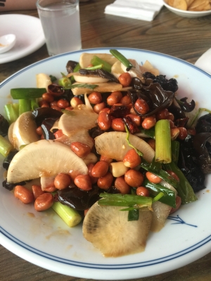 赤峰步行街小蘋果店電話號碼-第1張圖片