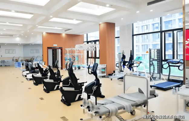 赤峰千人搏克醫(yī)院電話號(hào)碼-第1張圖片