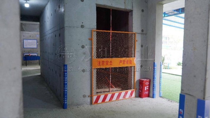 赤峰電梯防護(hù)門(mén)廠家電話號(hào)碼-第1張圖片