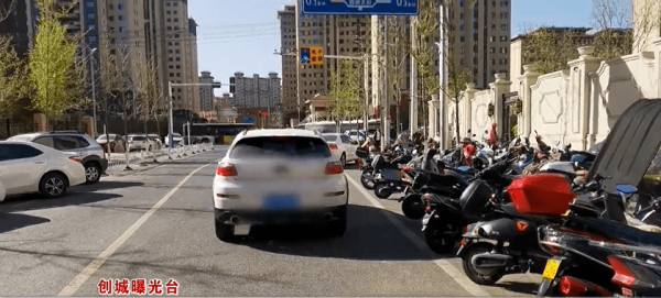 赤峰創(chuàng)路美發(fā)電話多少號(hào)-第1張圖片