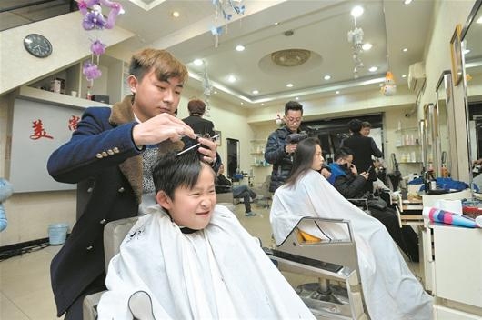 赤峰大鵬發(fā)廊電話號碼查詢是多少-第1張圖片