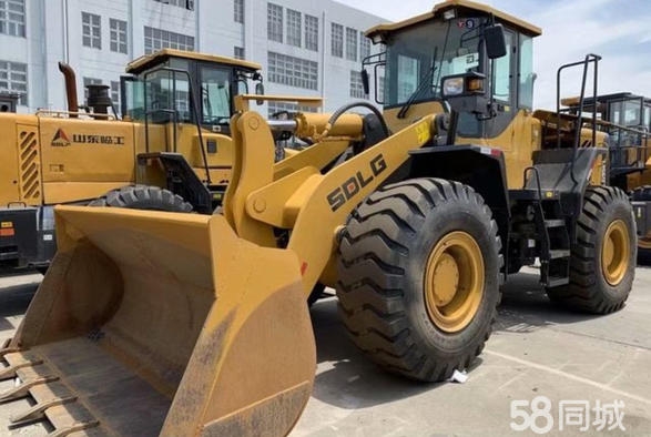 赤峰鏟車生產(chǎn)廠家電話號碼-第1張圖片