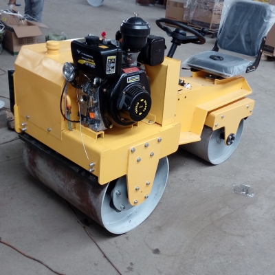 赤峰好用壓路機(jī)廠家電話號(hào)碼-第1張圖片