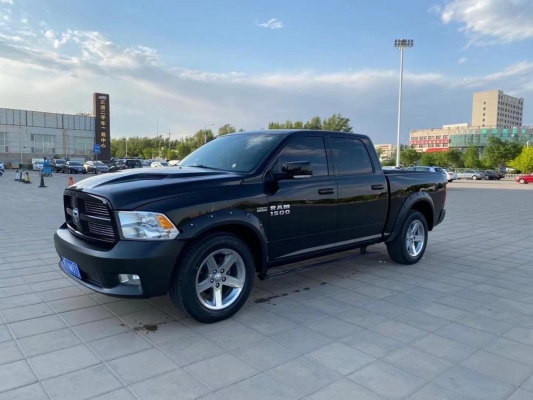 赤峰道奇幾何4s店電話號碼-第1張圖片