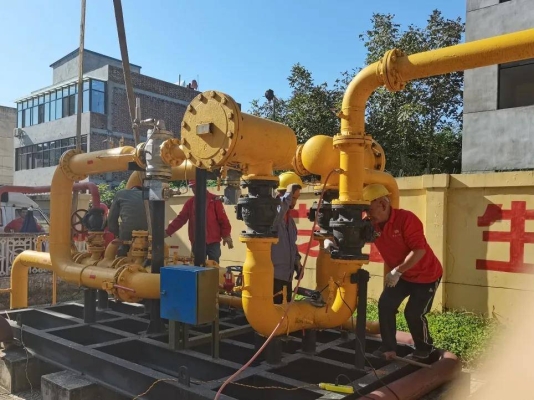 赤峰市燃?xì)庠O(shè)備維修電話號碼-第1張圖片