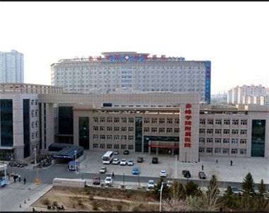 赤峰市醫(yī)院夜班電話號碼是多少-第1張圖片