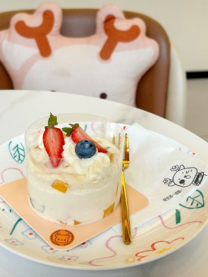 赤峰四拼榴蓮蛋糕店電話號碼-第1張圖片