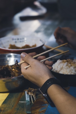 赤峰市維多利小吃街電話號(hào)碼-第1張圖片