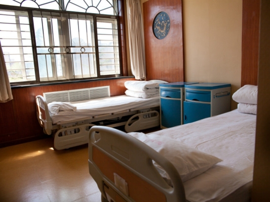 赤峰市林東第六醫(yī)院電話號(hào)碼-第1張圖片